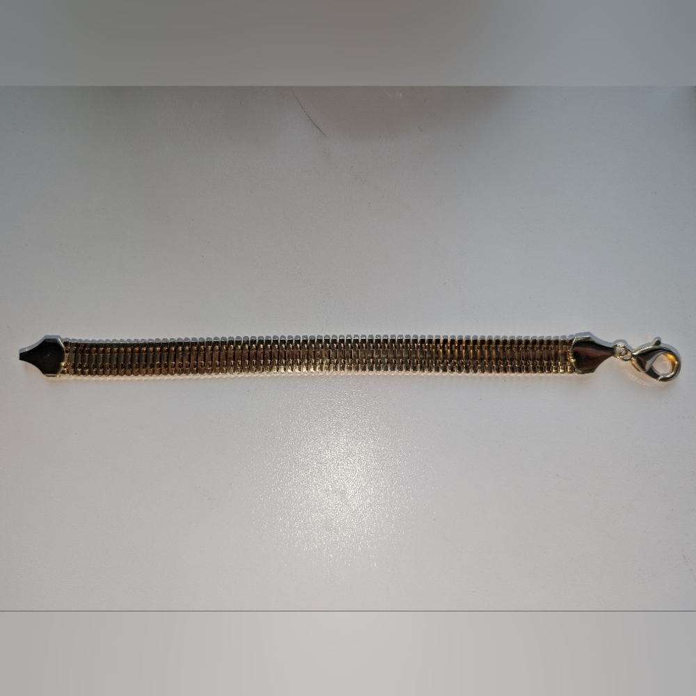 Gold-Tone Bracelet with Lobster Clasp - Picture 4 of 4